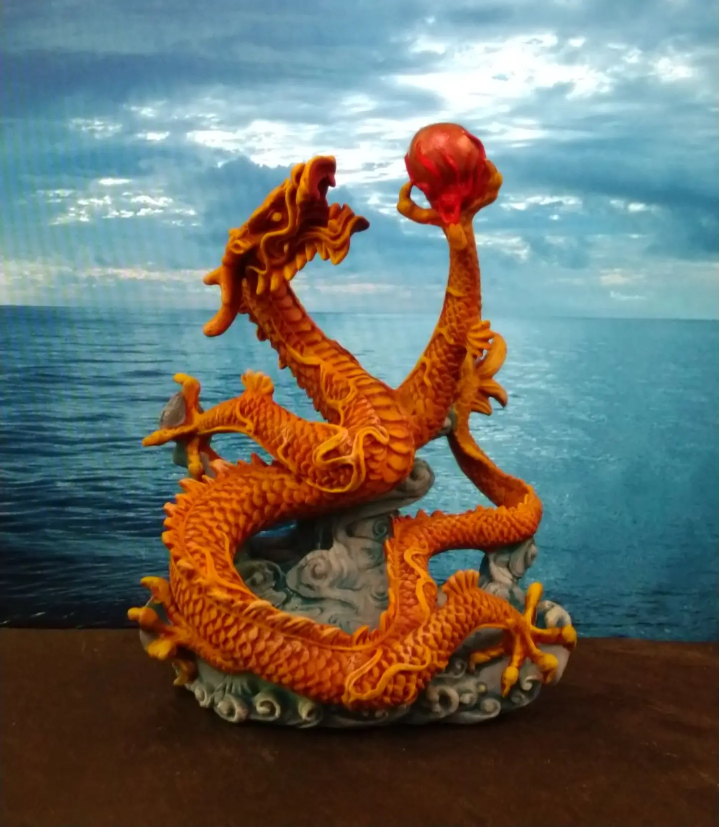 Figurine